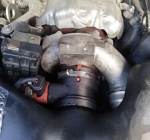 How to Repair a Mercedes OM642 Air Duct in Under One Hour
